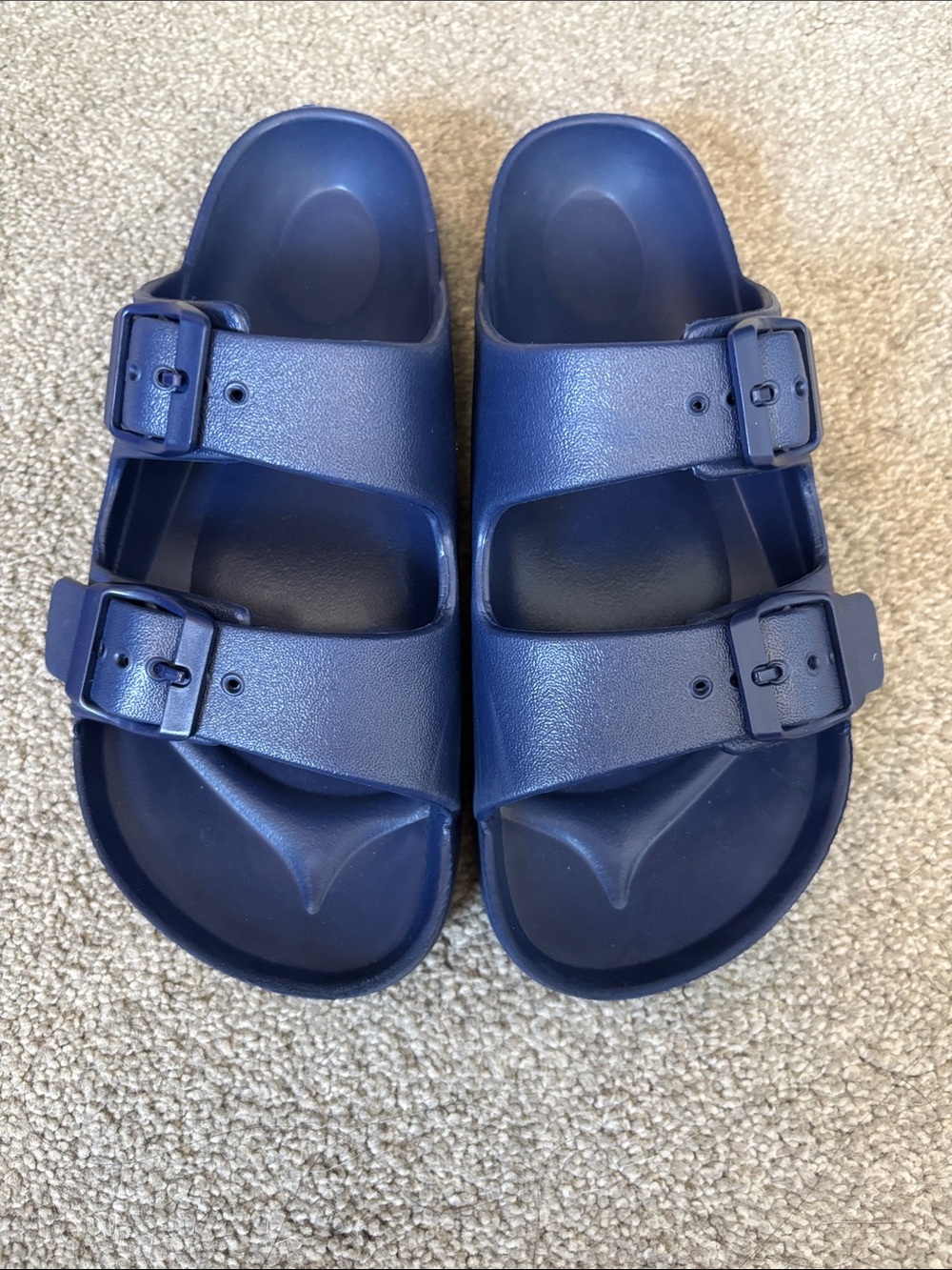 Women’s lightweight rubber slide ins
